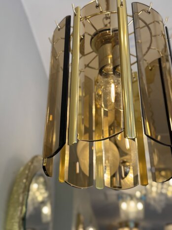 Vintage messing rookglazen platen hanglamp met goudkleurige hangers | Sprinkelhop