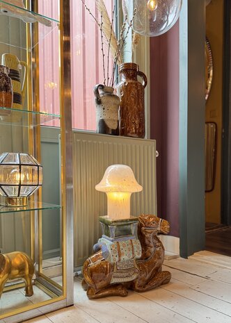 Vintage keramieken bijzettafel plantentafel kameel bruin | Sprinkelhop