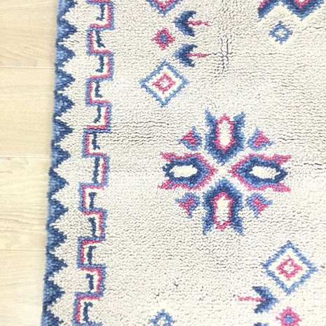 Vintage vloerkleedje roze blauw ecru