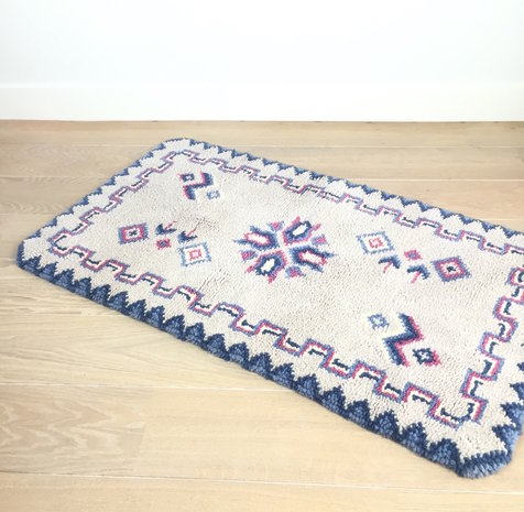 Vintage vloerkleedje roze blauw ecru