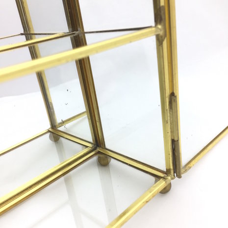 Vintage glazen hemel vitrinekastje messing | Sprinkel + Hop