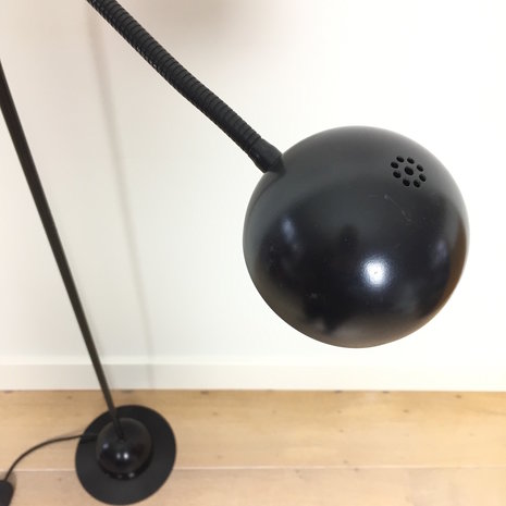 Vintage vloerlamp zwart metaal Hustadt Leuchten | Sprinkel + Hop