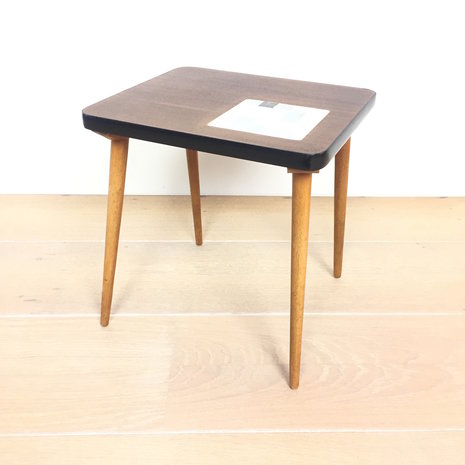 Jaren 50 houten bijzettafel plantentafel mozaïek | Sprinkel + Hop