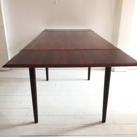 Vintage palissander eettafel uitschuifbaar | Sprinkel + Hop