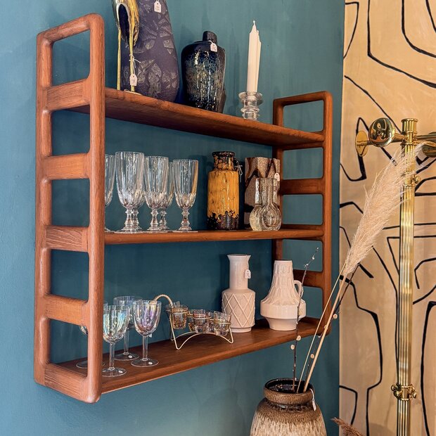 Dyrlund vintage teak houten wandrek | Sprinkelhop