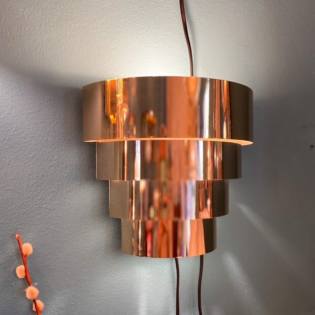 Vintage Estiluz lamel wandlamp 1980s goudkleurig