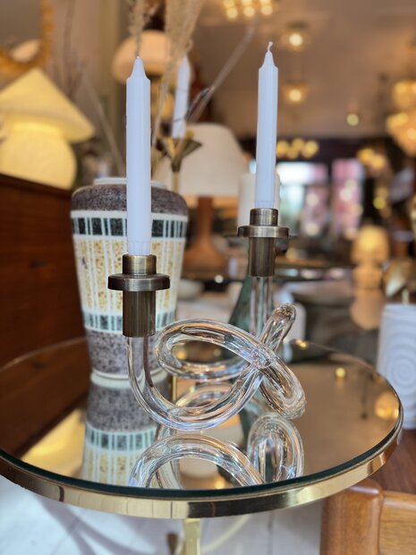 Dorothy Thorpe dubbele plexiglazen Pretzel kandelaar | Sprinkelhop