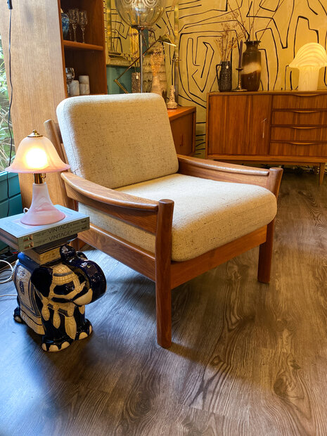Vintage Deense teak houten fauteuil Dyrlund 1960s | Sprinkelhop