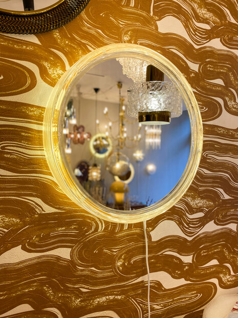 Hillebrand vintage plexiglazen ronde spiegel met verlichting | Sprinkelhop