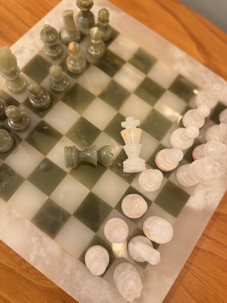 Vintage onyx marmeren schaakspel groen wit | Sprinkelhop