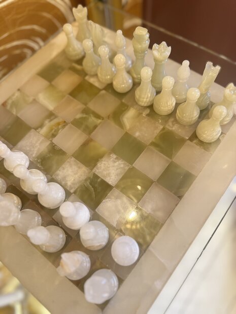 Vintage marmeren schaakspel wit onyx