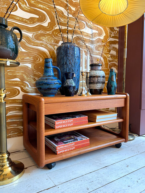 Vintage Toften Denmark open kastje teak op wieltjes | Sprinkelhop