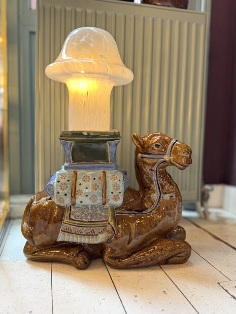 Vintage keramieken bijzettafel plantentafel kameel bruin | Sprinkelhop