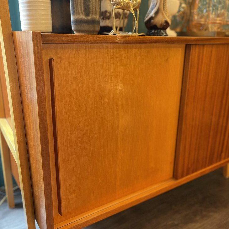 Vintage Tsjechische wandkast Frantisek Jirak voor Tatra Nabytok | Sprinkelhop