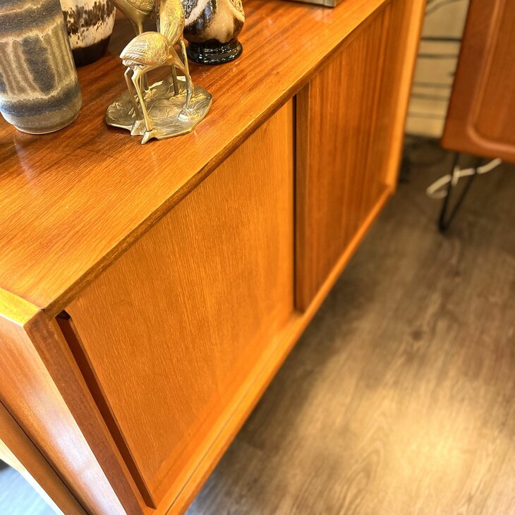 Vintage Tsjechische wandkast Frantisek Jirak voor Tatra Nabytok | Sprinkelhop