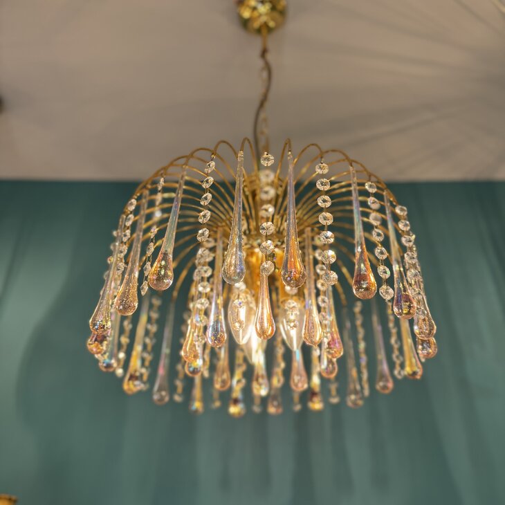 Vintage messing Murano glazen teardrop kroonluchter roze iriserend | Sprinkelhop