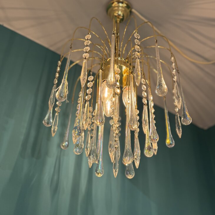 Vintage messing Murano glazen teardrop kroonluchter iriserend en transparant  | Sprinkelhop