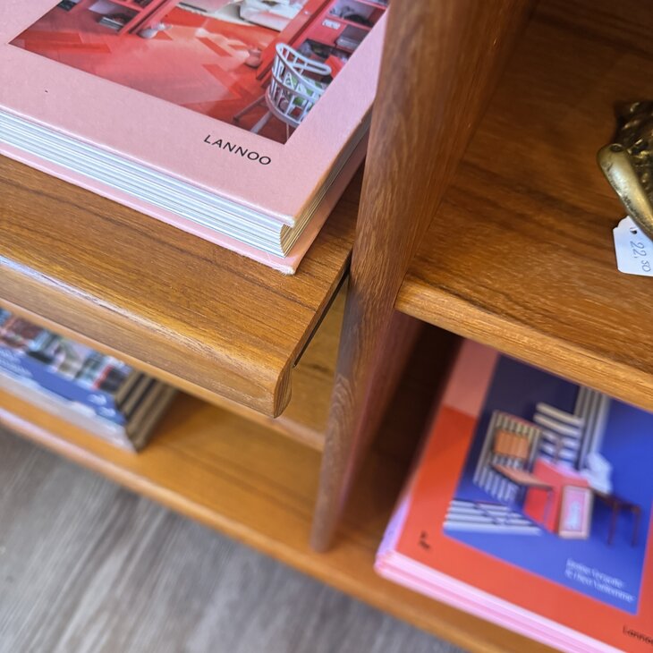 Deens Dyrlund vintage mediakast voor lp&#039;s en platenspeler | Sprinkelhop