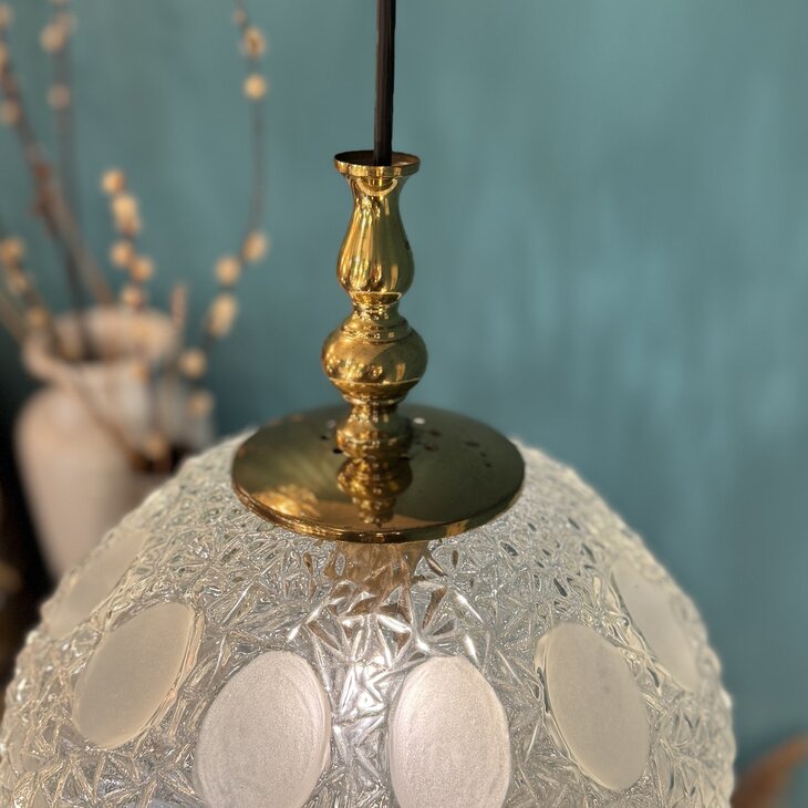 Vintage messing matglazen bol hanglamp reli&euml;f | Sprinkelhop