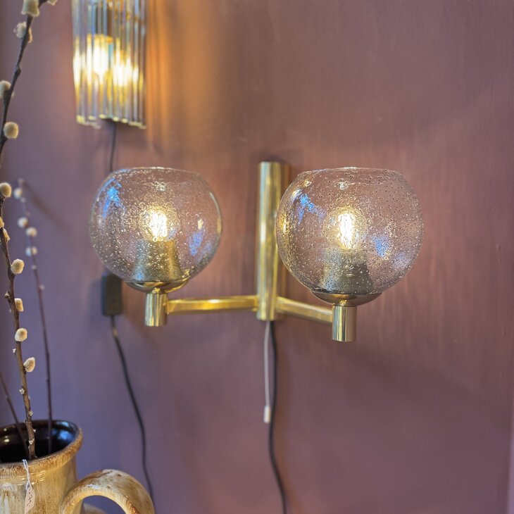 Vintage messing wandlamp met 2 Murano glazen spikkel bollen | Sprinkelhop