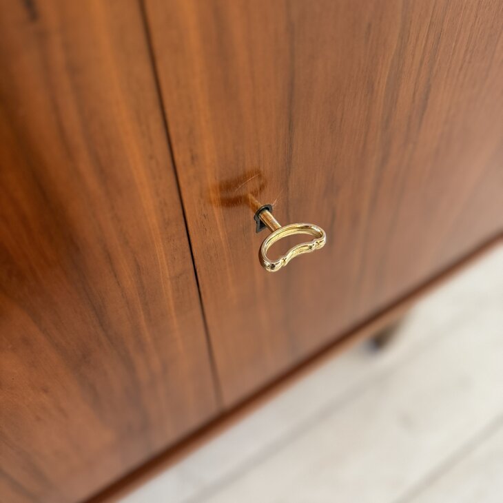 Vintage retro dressoir sideboard glanzend | Sprinkelhop