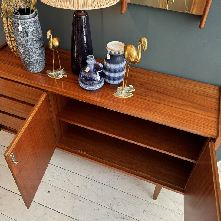 Vintage retro dressoir sideboard glanzend | Sprinkelhop