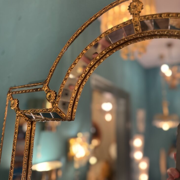 Vintage Spaanse trapezium spiegel met messing| Sprinkelhop