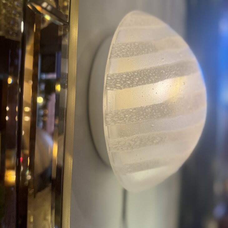 Peill &amp; Putzler zebra gestreepte ronde glazen wandlamp plafondlamp  | Sprinkelhop