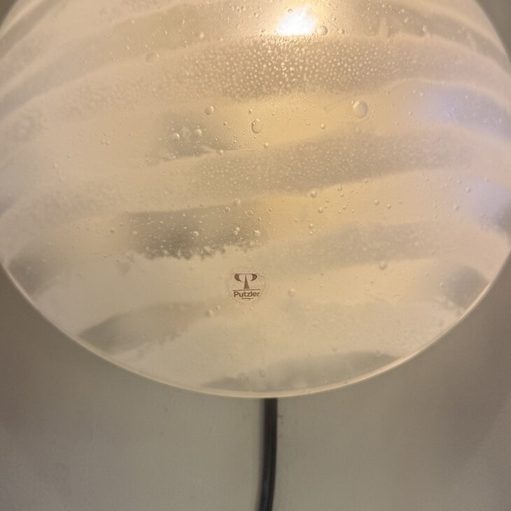 Peill &amp; Putzler zebra gestreepte ronde glazen wandlamp plafondlamp  | Sprinkelhop