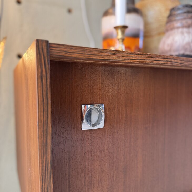 Vintage houten laag dressoir | Sprinkelhop