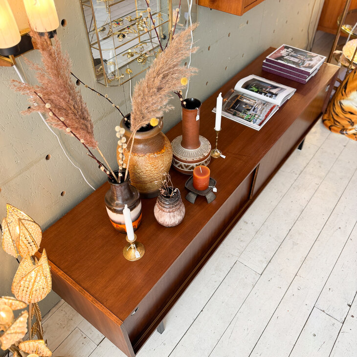 Vintage houten laag dressoir | Sprinkelhop