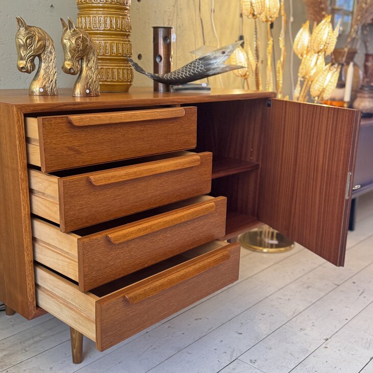Vintage WK M&ouml;bel teak kastje met lades | Sprinkelhop