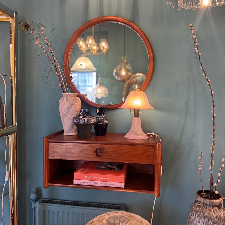 Set vintage Kai Kristiansen voor Vildbjerg teak houten wandkastje met spiegel | Sprinkelhop