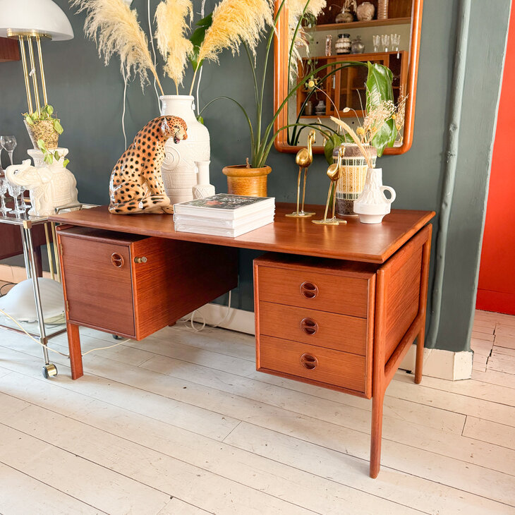 Vintage Arne Vodder voor GV Mobler bureau zwevend blad teak