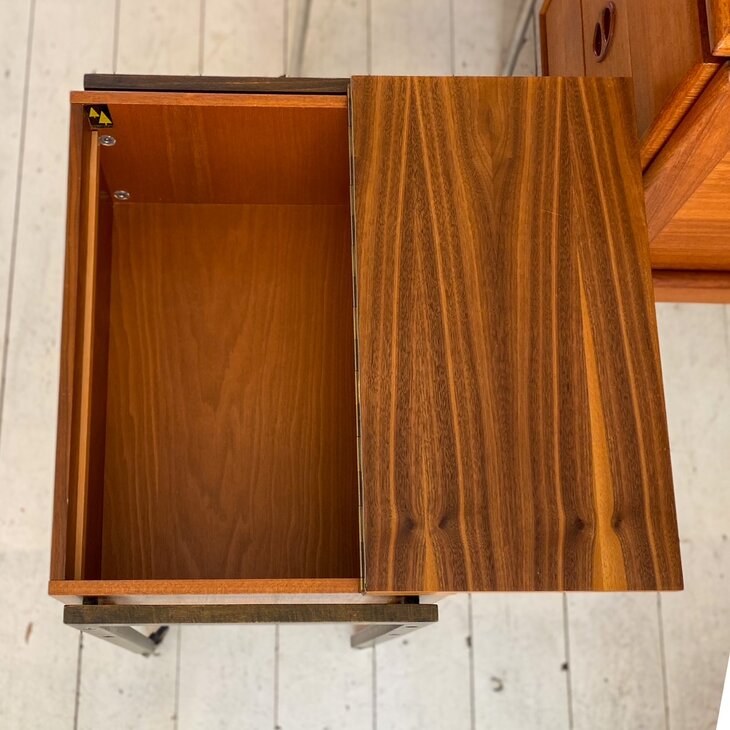 Vintage verrijdbaar naaitafeltje jaren 60/70 | Sprinkelhop