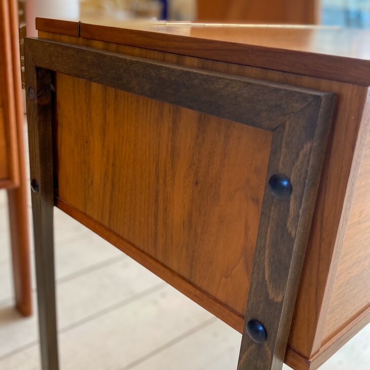 Vintage verrijdbaar naaitafeltje jaren 60/70 | Sprinkelhop