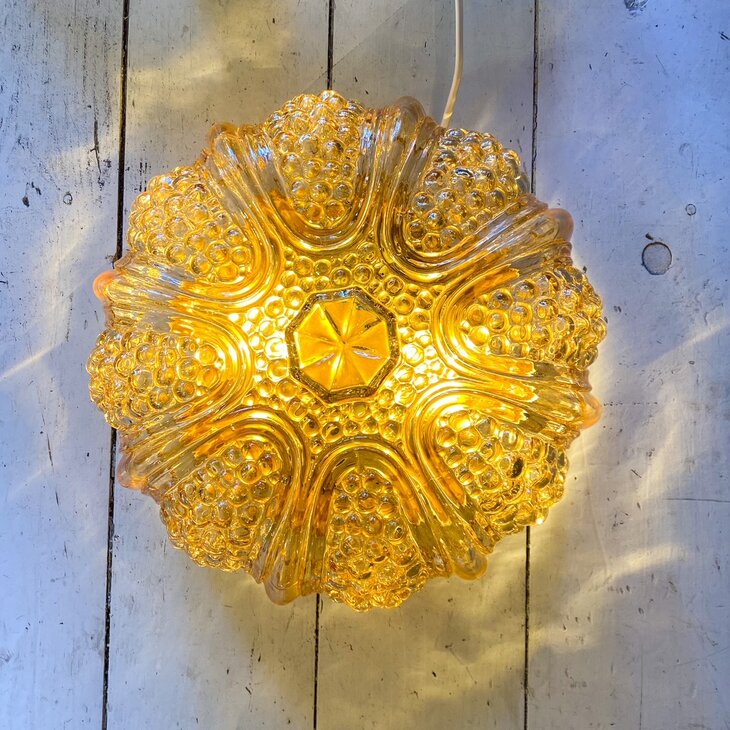 Vintage amber glazen plafondlamp ribbels en bubbles| Sprinkelhop
