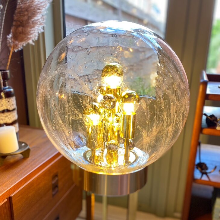 Doria Big Ball kristalglazen vloerlamp messing chroom | Sprinkelhop