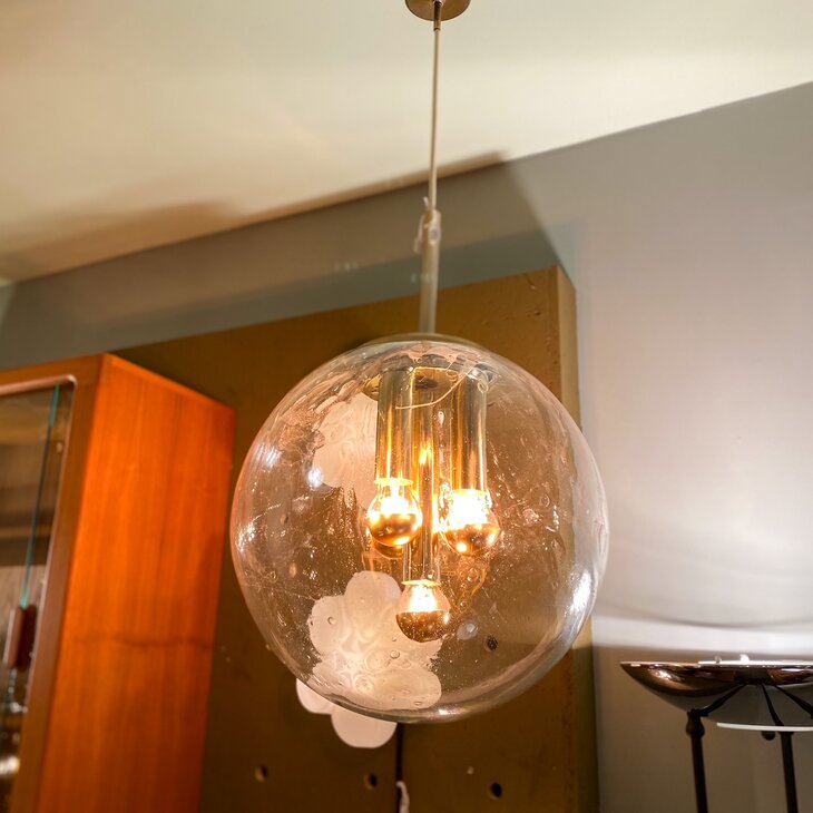 Doria Big Ball kristalglazen hanglamp messing amberkleurig | Sprinkelhop