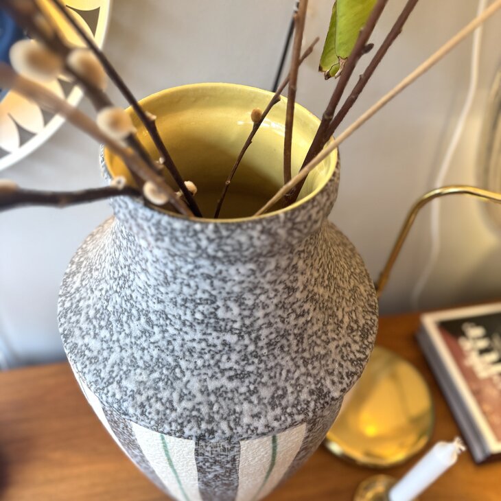 Grote vintage West Germany vaas Bay 654-50 grijs wit | Sprinkelhop