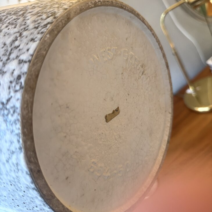 Grote vintage West Germany vaas Bay 654-50 grijs wit | Sprinkelhop