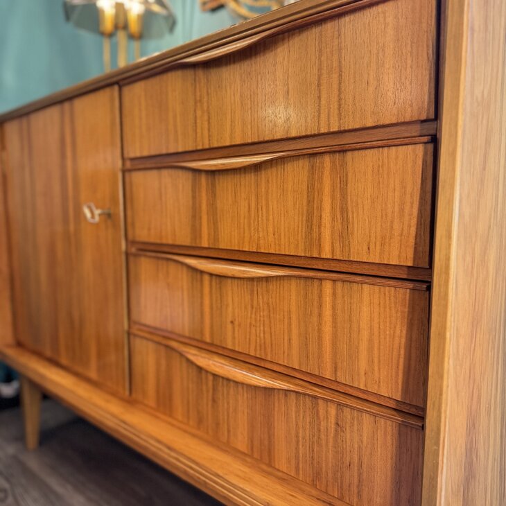 Vintage houten klein dressoir ladekast | Sprinkelhop