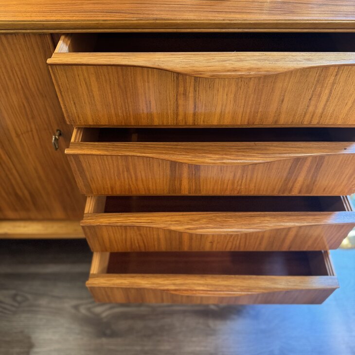 Vintage houten klein dressoir ladekast | Sprinkelhop