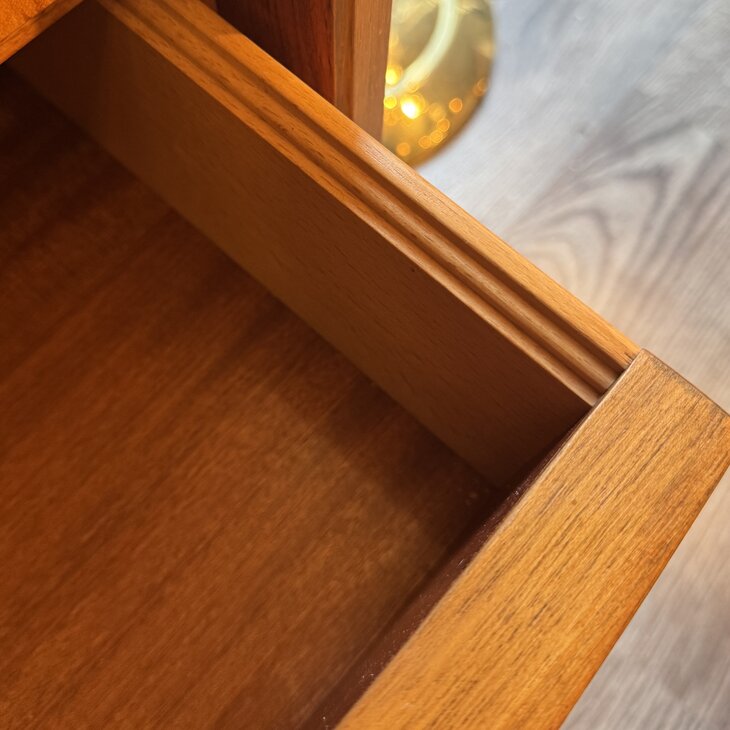 Vintage houten klein dressoir ladekast | Sprinkelhop