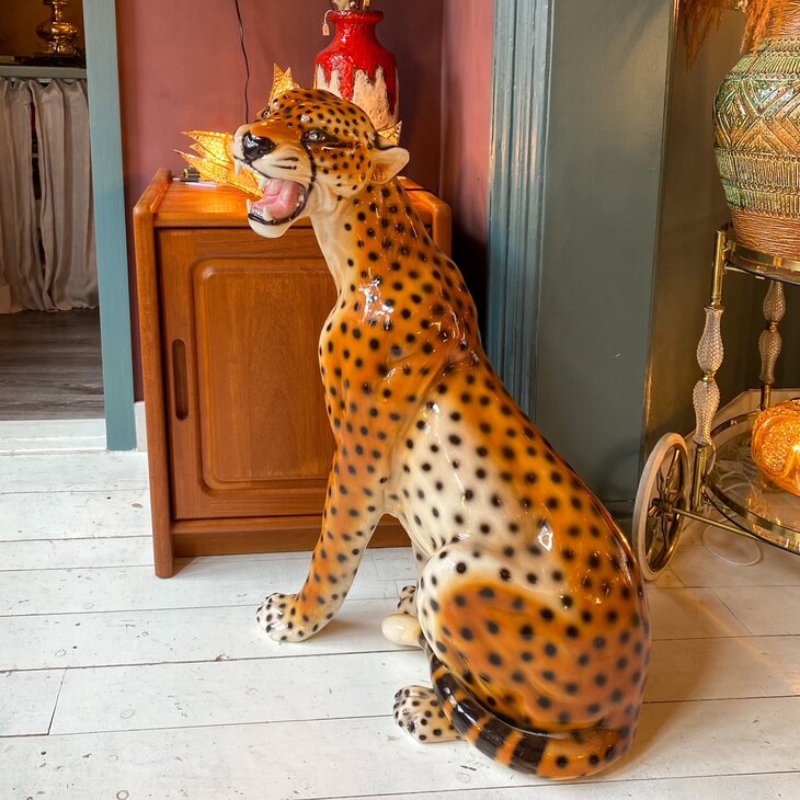 Vintage XL zittende panter luipaard porselein | Sprinkelhop