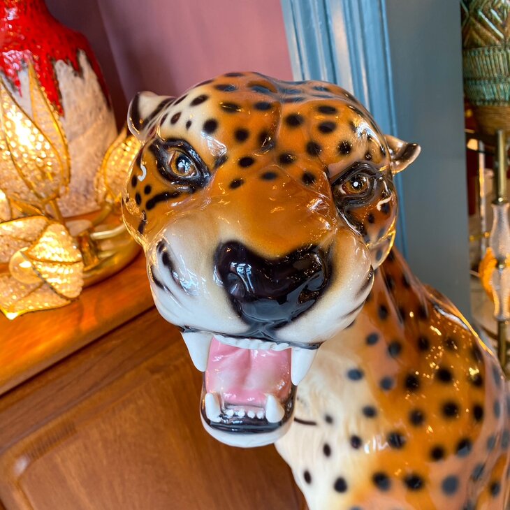 Vintage XL zittende panter luipaard porselein | Sprinkelhop