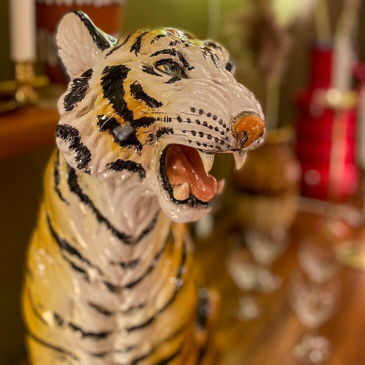 Vintage keramieken tijger beeld handbeschilderd zittend | Sprinkelhop