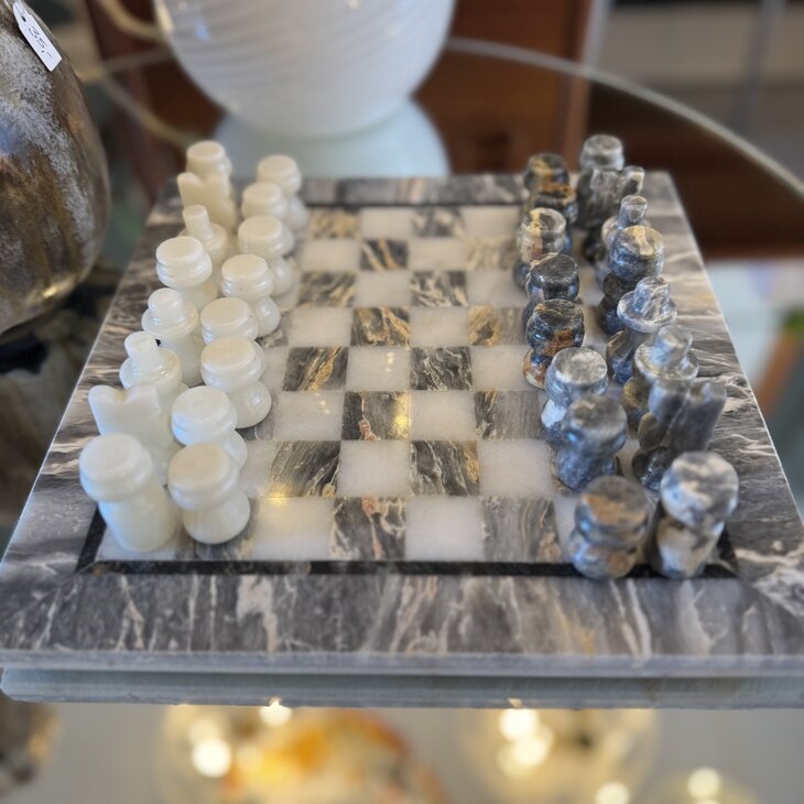 Vintage klein marmeren schaakspel grijs beige | Sprinkelhop