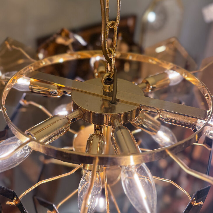 Vintage hexagon rookglazen platen kroonluchter messing 3-laags | Sprinkelhop