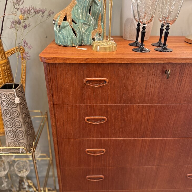 Vintage midcentury teak Zweedse ladekast met 6 lades | Sprinkelhop